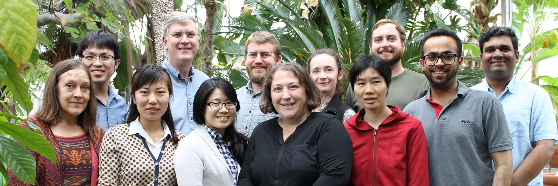 Pikaard lab members pose for group photo in the Jordan Hall greenhouse, February 28, 2017.